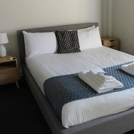 Romano's Hotel&Suites Wagga Wagga Esterno foto