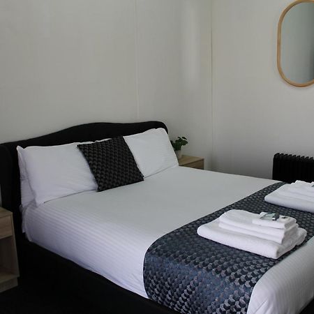 Romano's Hotel&Suites Wagga Wagga Esterno foto