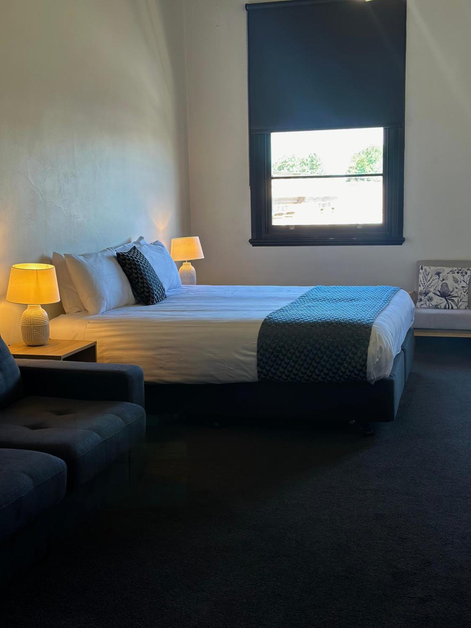 Romano's Hotel&Suites Wagga Wagga Esterno foto