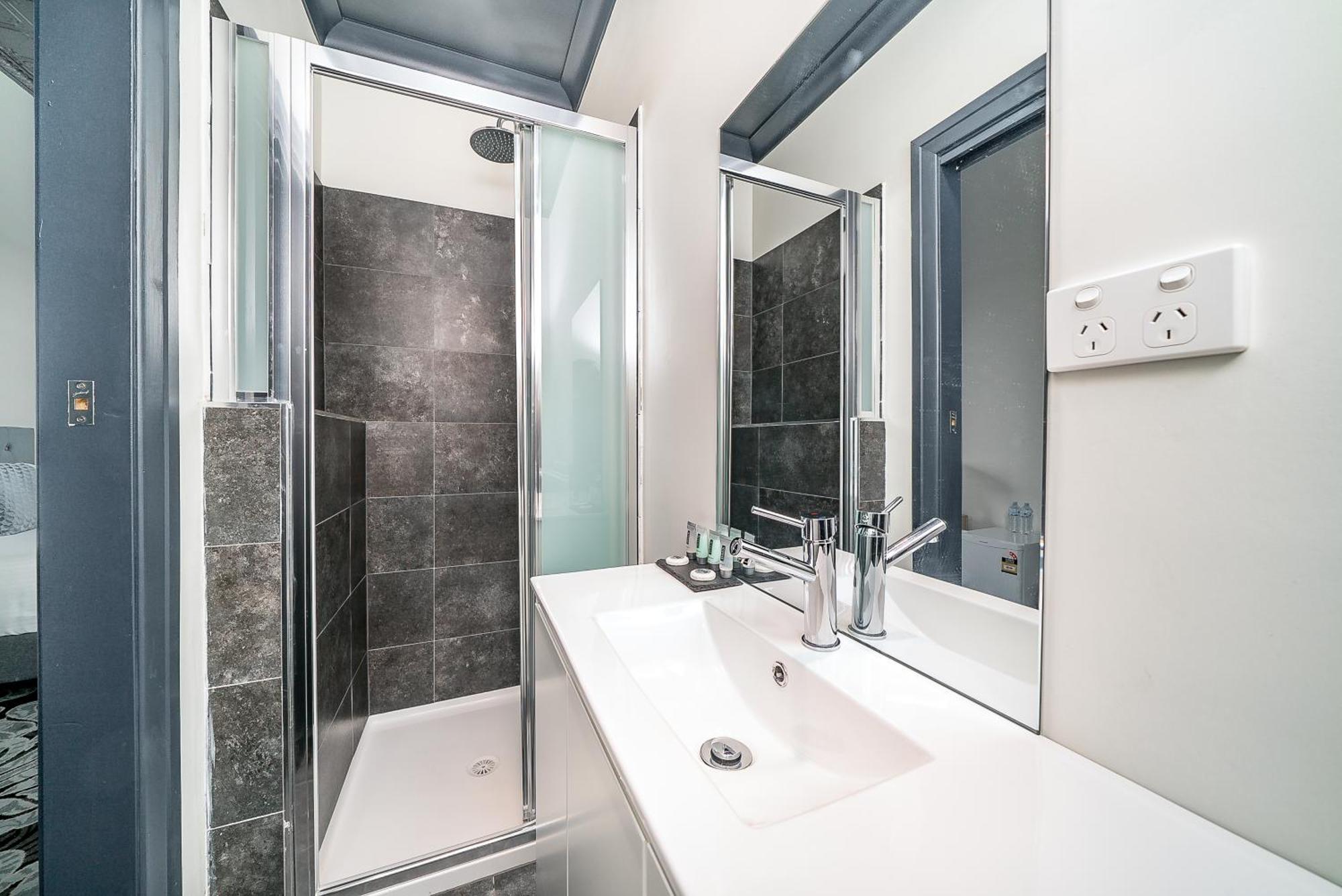 Romano's Hotel&Suites Wagga Wagga Esterno foto