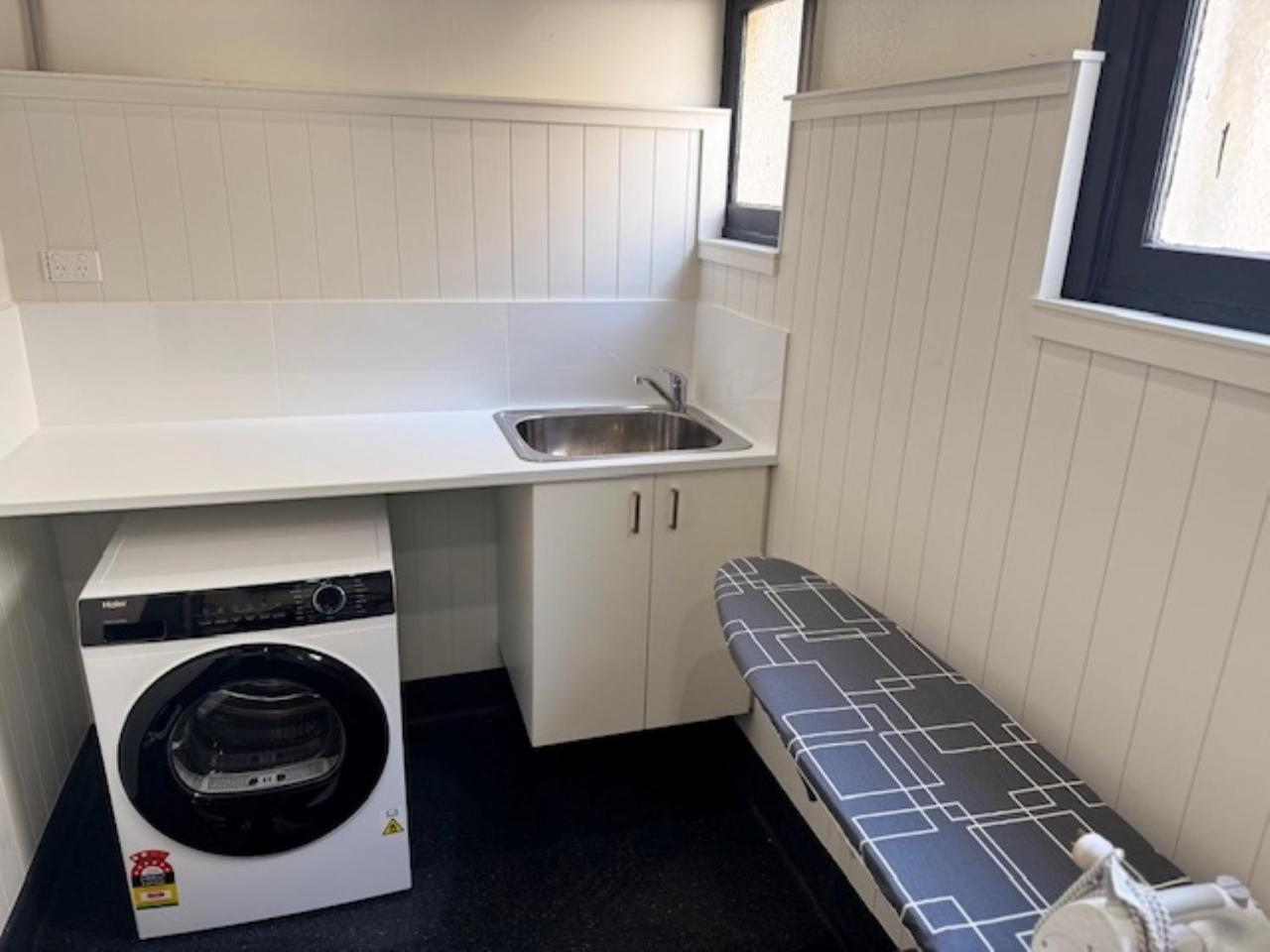 Romano's Hotel&Suites Wagga Wagga Esterno foto